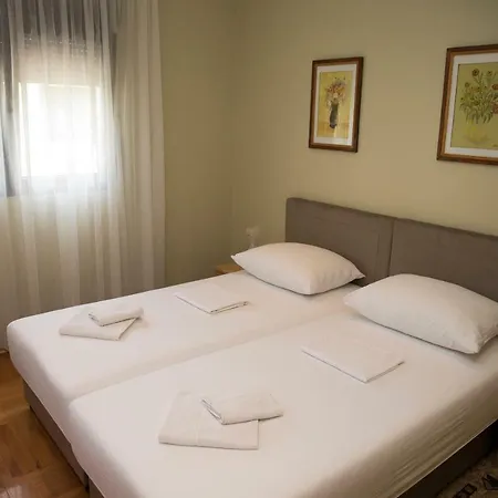 Vienna 3*